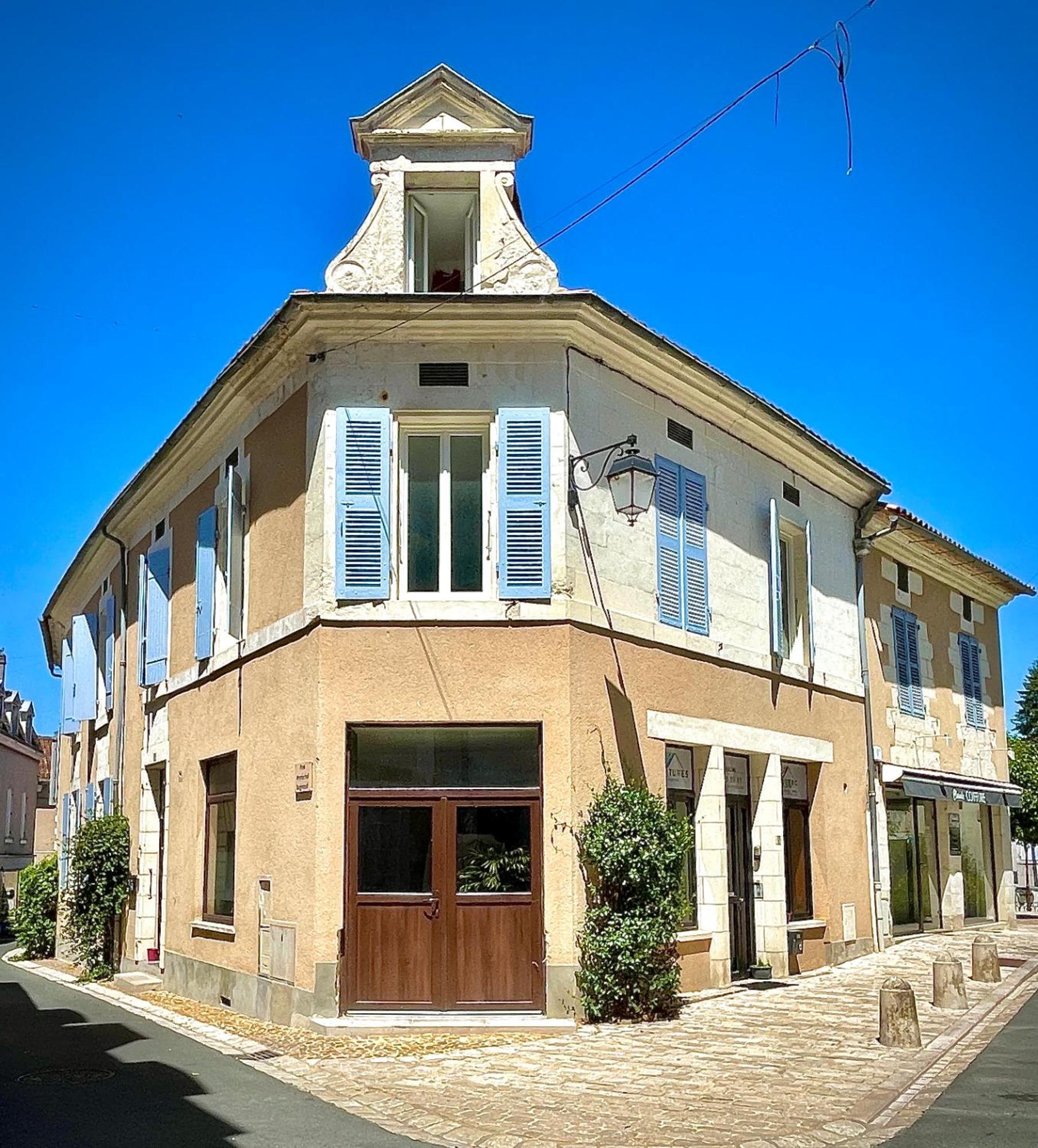 Gite Les Jasmins Centre Historique Saint-Astier ภายนอก รูปภาพ